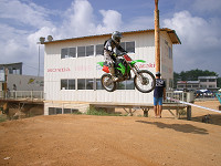 cimg7305_s.jpg